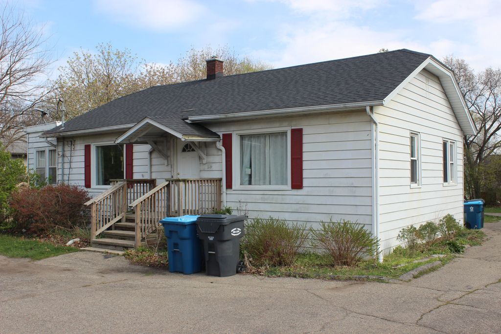 3419/3421 W Michigan Ave, Kalamazoo, MI 49006