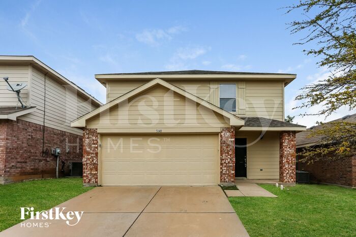 5840 Parkview Hills Ln, Fort Worth, TX 76179