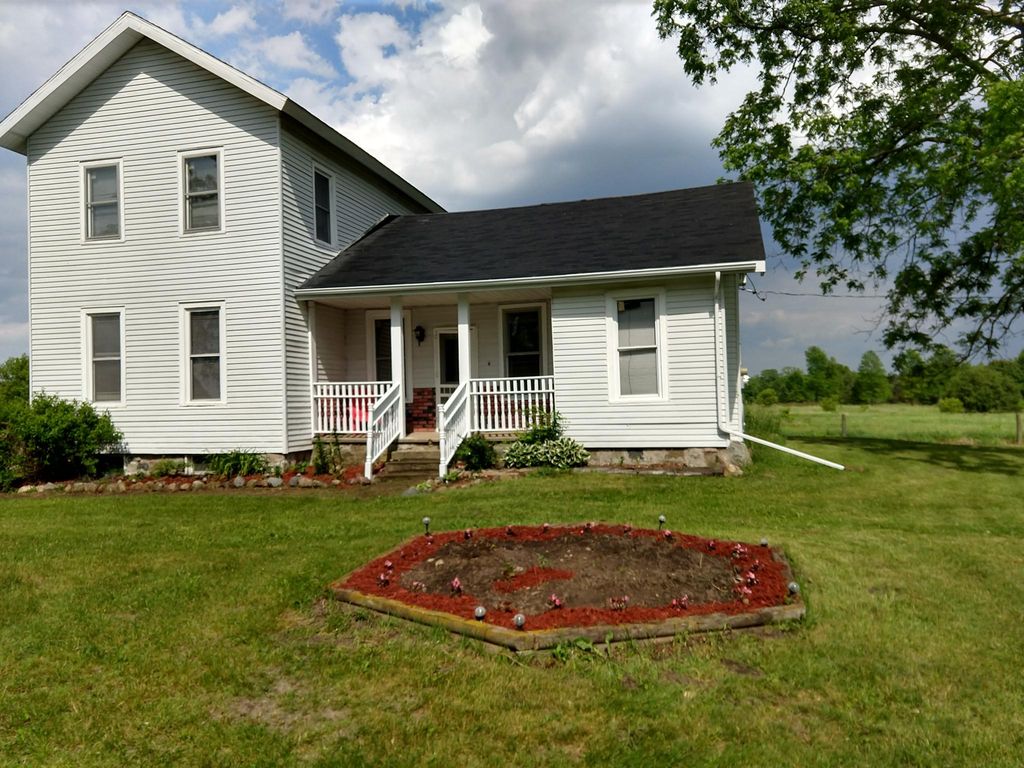 5090 Zimmer Rd, Williamston, MI 48895