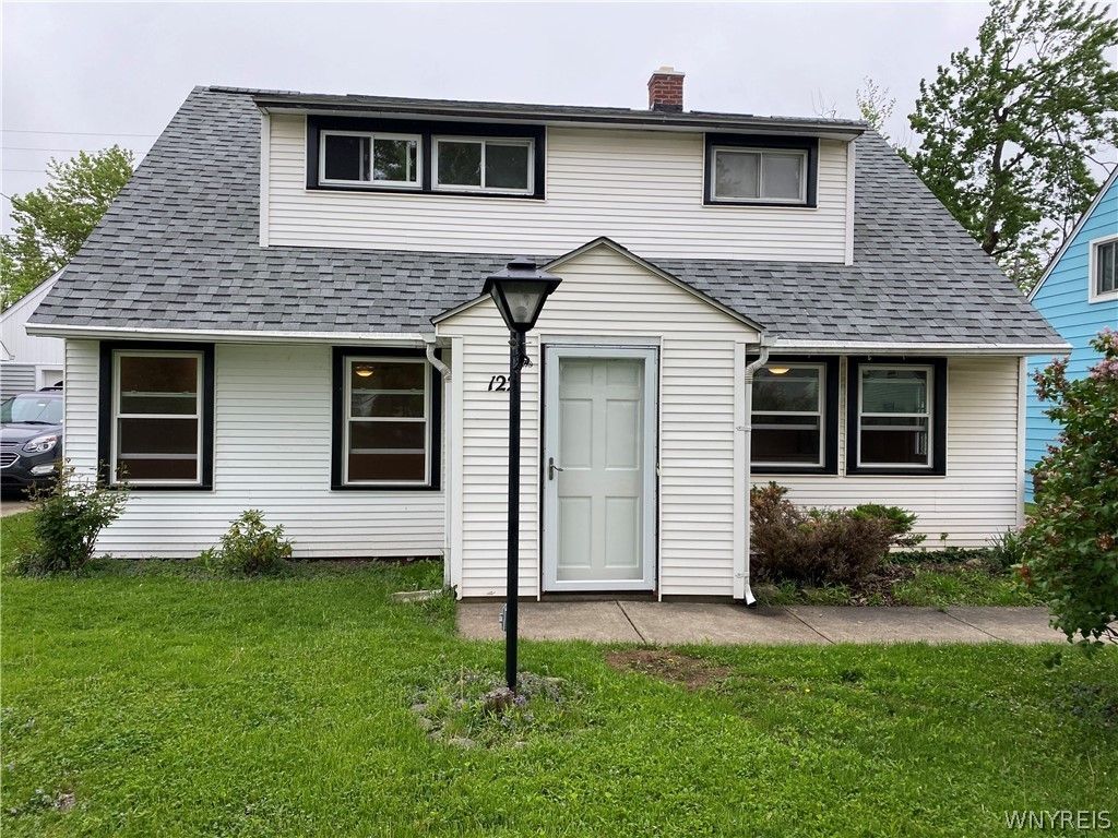 122 Vicksburg Ave, Tonawanda, NY 14150