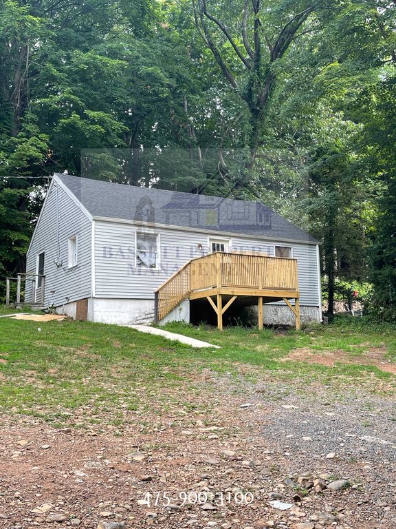 1952 Middletown Ave 8, Northford, CT 06472 Trulia