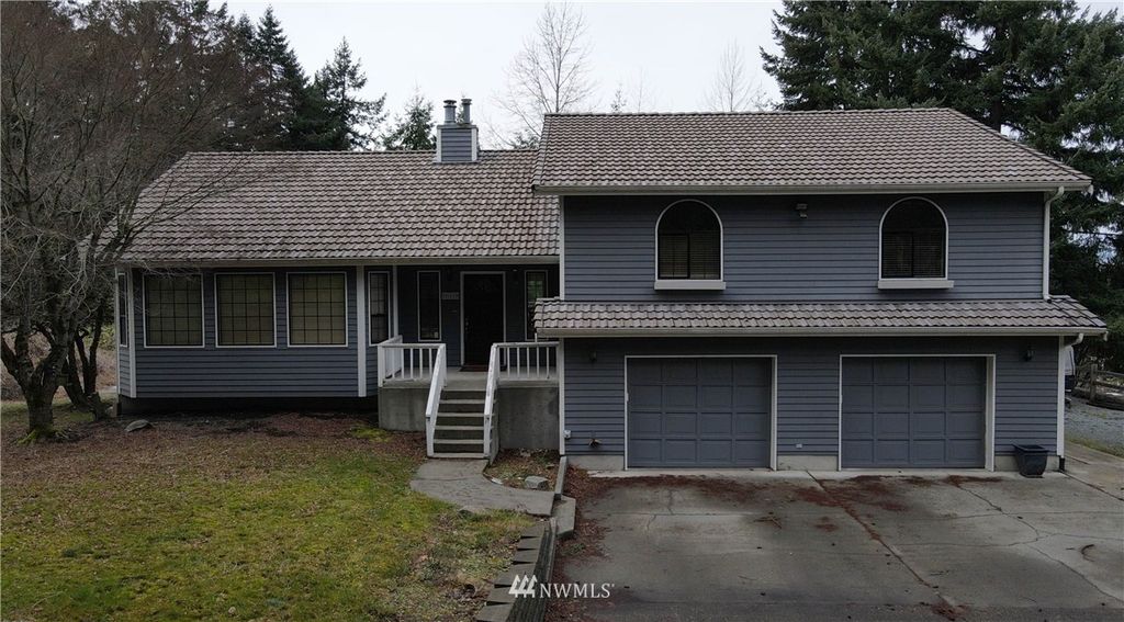 16318 43rd Street E, Sumner, WA 98391