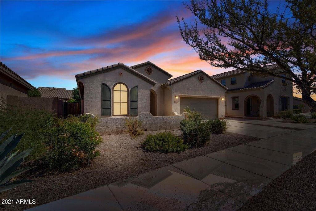 22473 S 209th Way, Queen Creek, AZ 85142