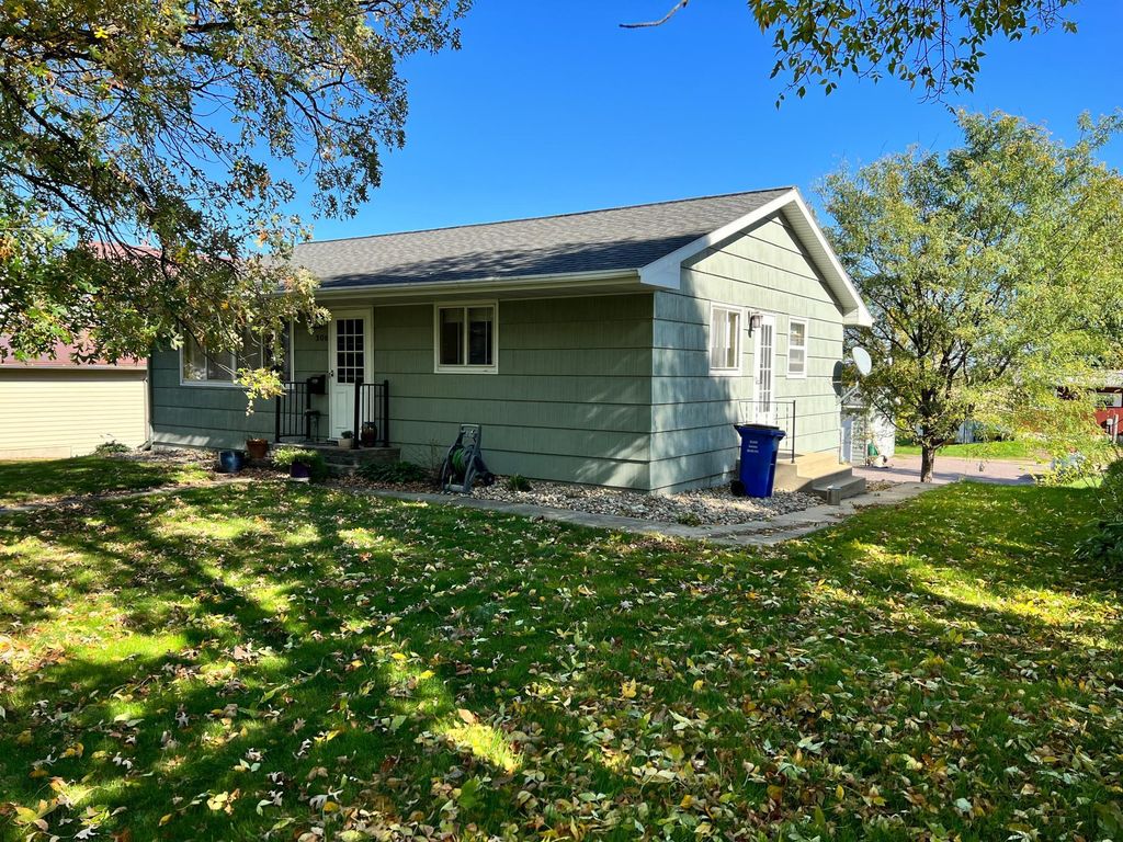 306 2nd Ave N, Marietta, MN 56257