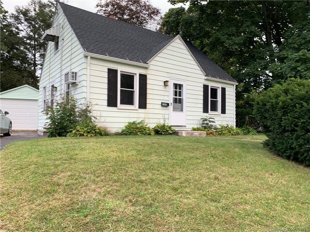 108 Bedford Ave, East Hartford, CT 06118