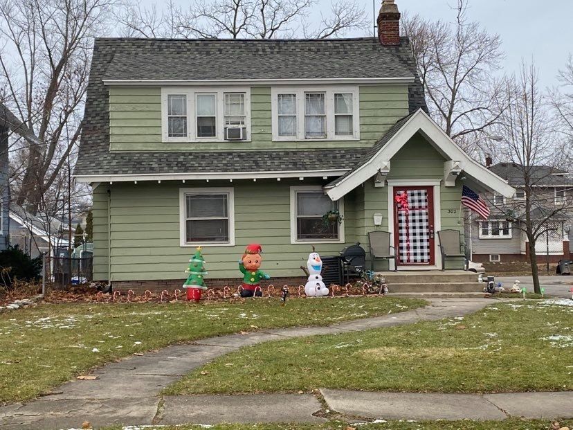 302 Arcadia Ct, Fort Wayne, IN 46807