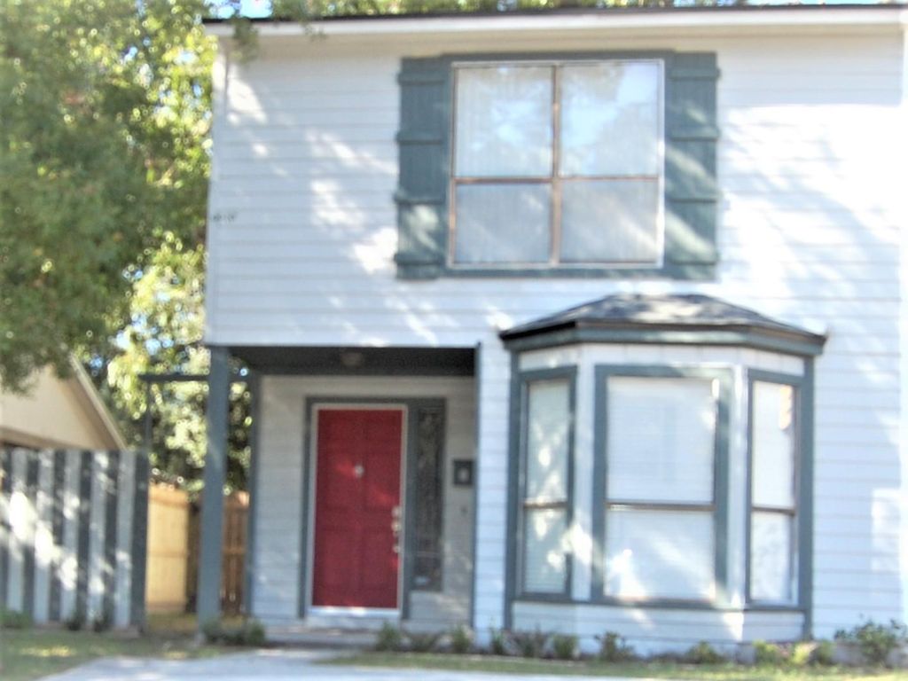 5679 Bennington Dr, Jacksonville, FL 32244