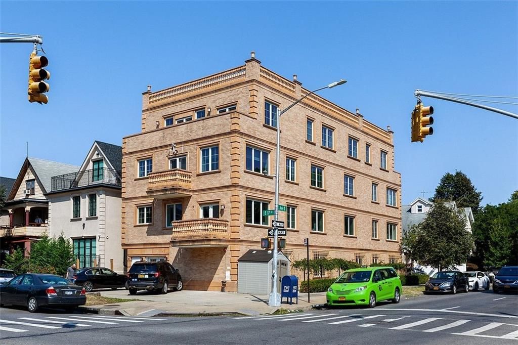1509 E 17th St, Brooklyn, NY 11230