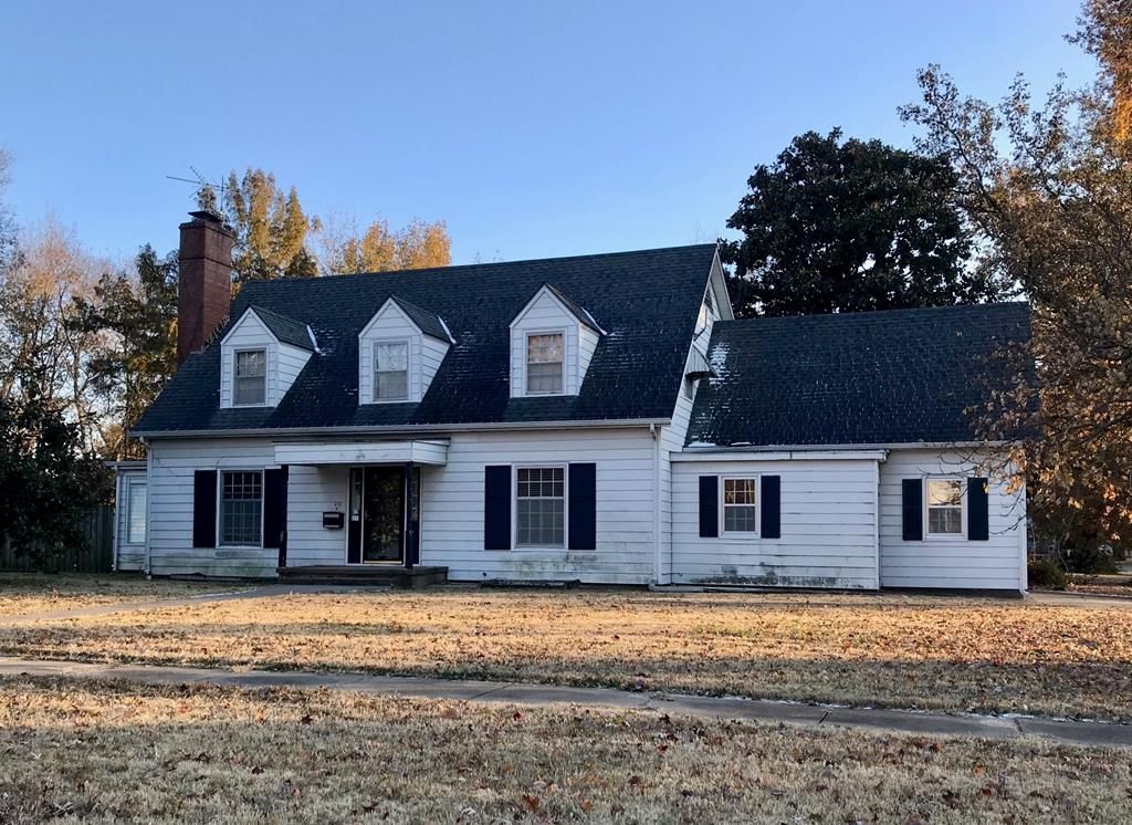 217 W 3rd St, Erie, KS 66733 Trulia