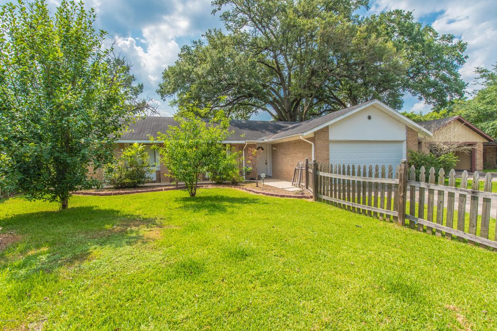 108 Castle Row, Lafayette, LA 70506 Trulia