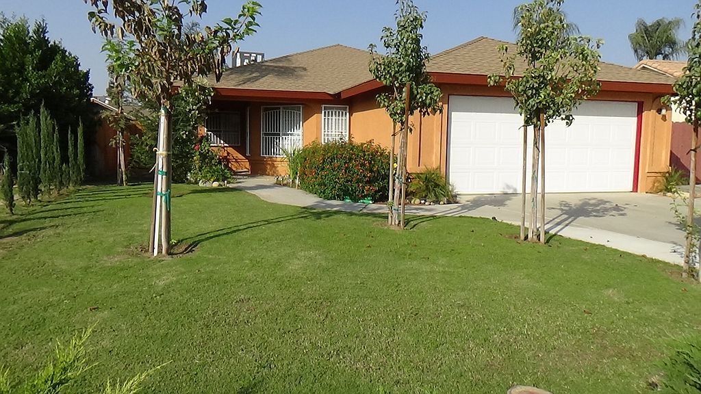 10004 Treetop Ave, Bakersfield, CA 93312