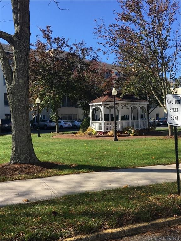 75 Washington Ave 2117, Hamden, CT 2 Bed, 2 Bath Condo 20 Photos