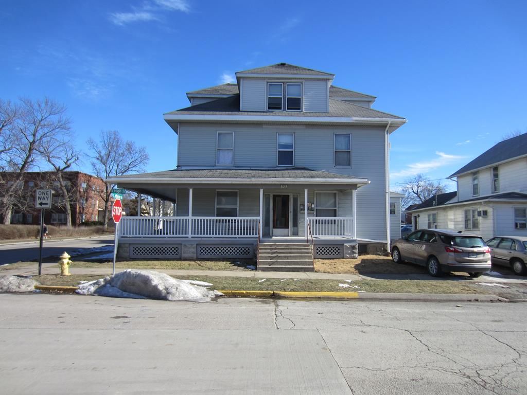 301/303 N High St, Kirksville, MO 63501