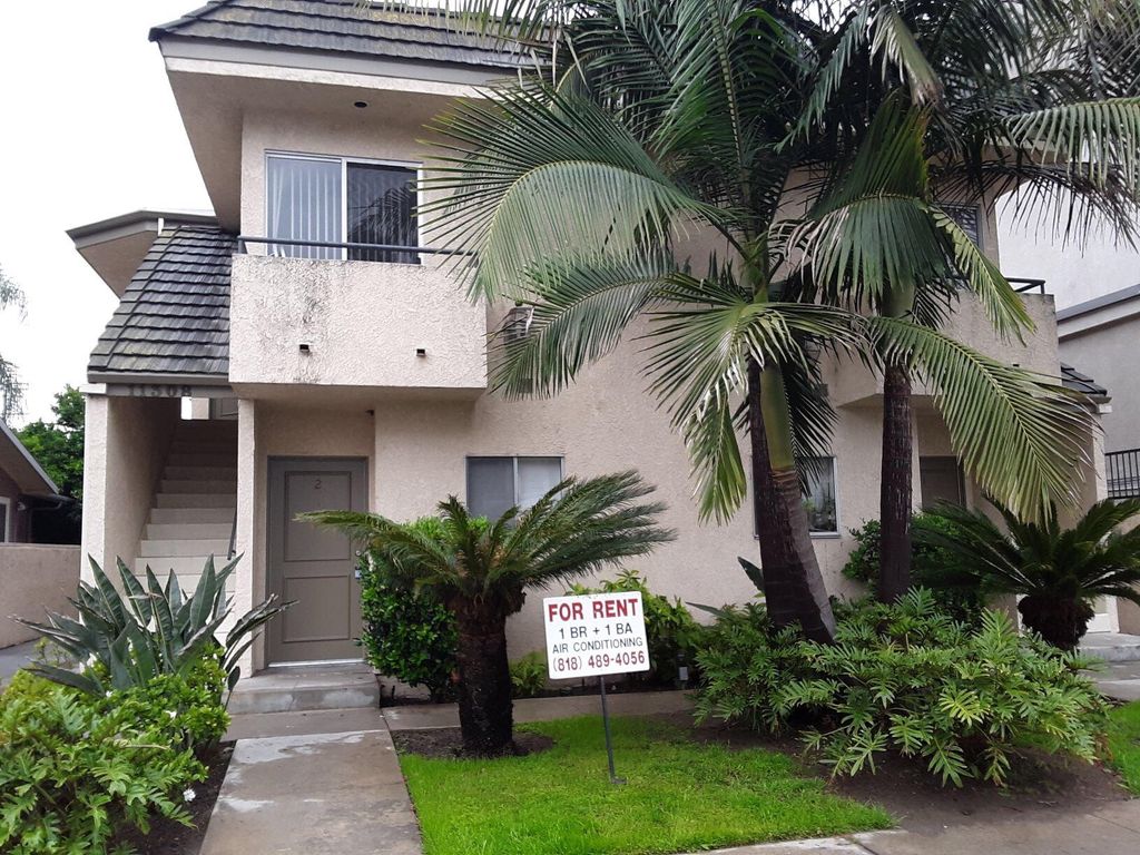 11308 Huston St, North Hollywood, CA 91601