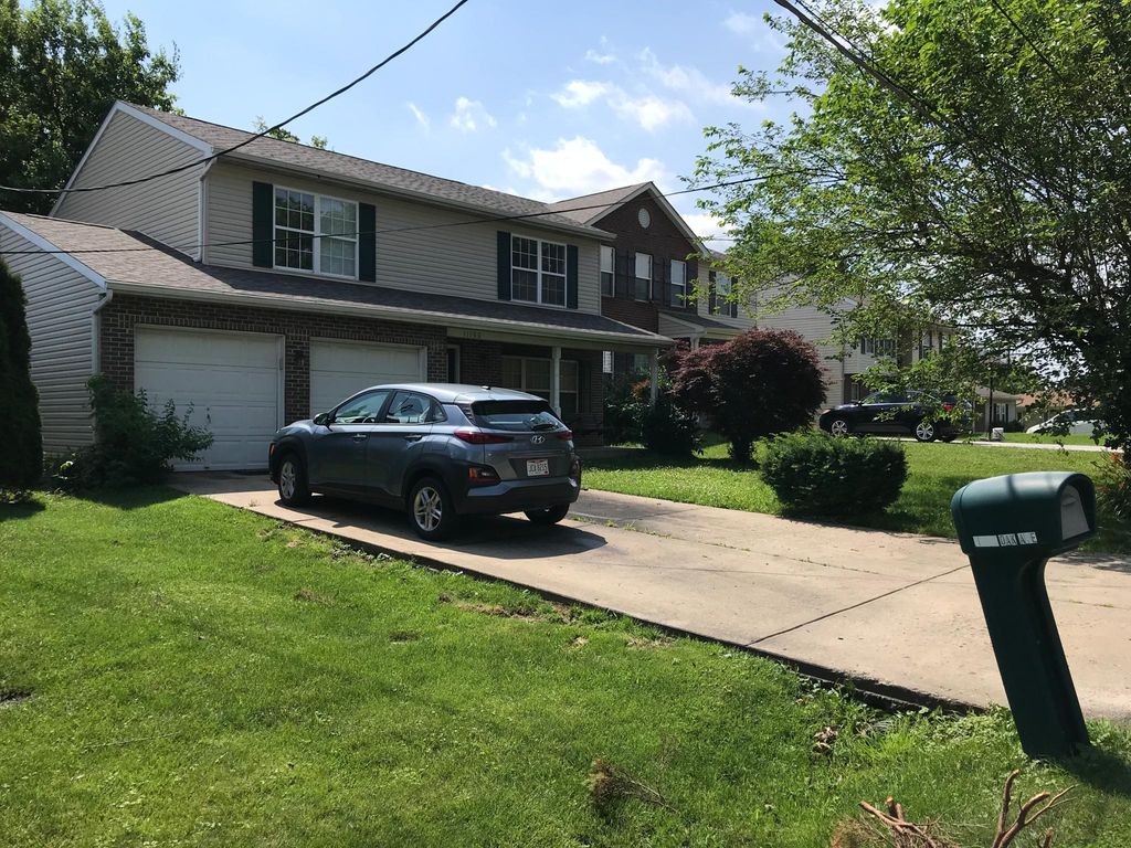 11160 Oak Ave, Blue Ash, OH 45242