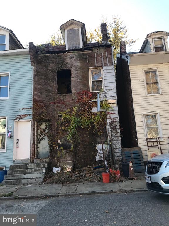 334 Lamokin St, Chester, PA 3 Bed, 1 Bath SingleFamily Home Trulia