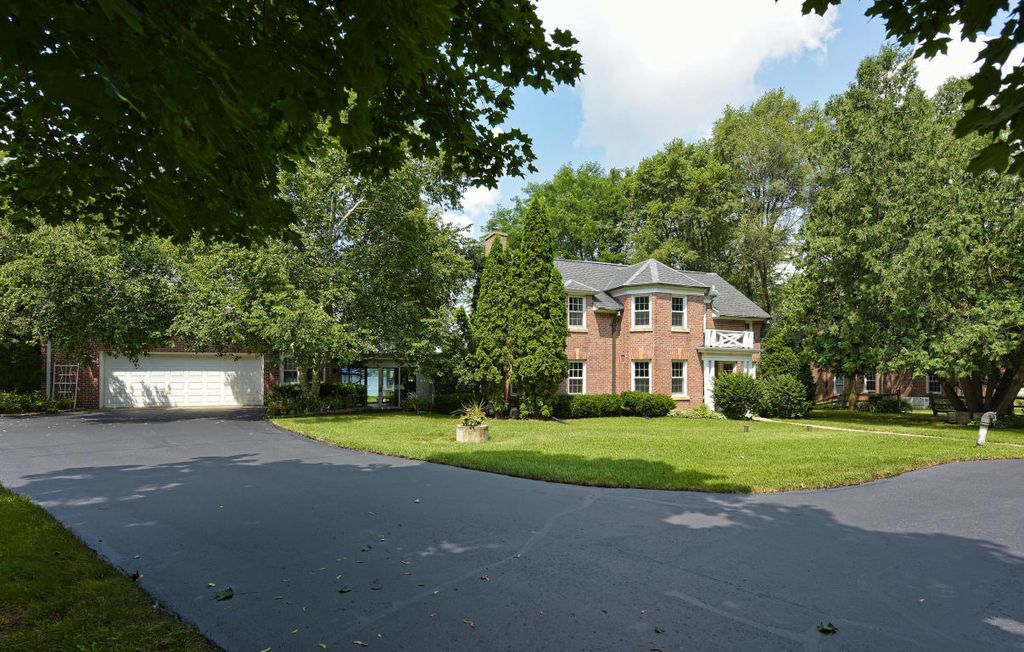 1419 N Summit Ave, Oconomowoc, WI 53066 Trulia