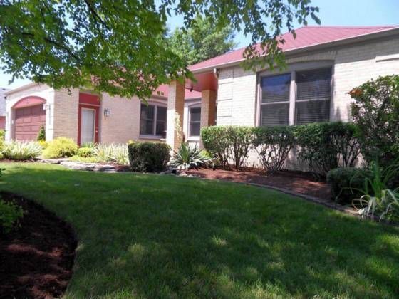 513 Iroquois Ave, Naperville, IL 60563