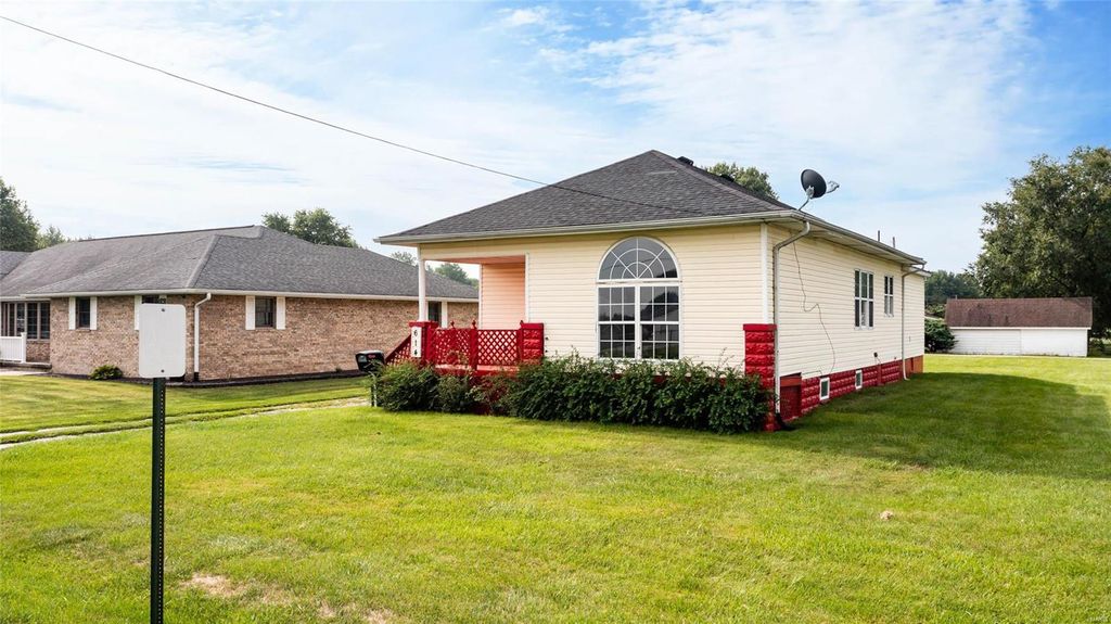 614 W Maple St, Gillespie, IL 62033 Trulia