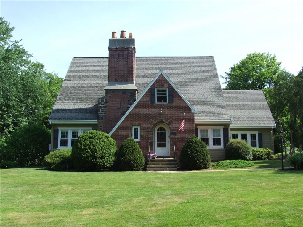 94 George Ave, Cheshire, CT 06410