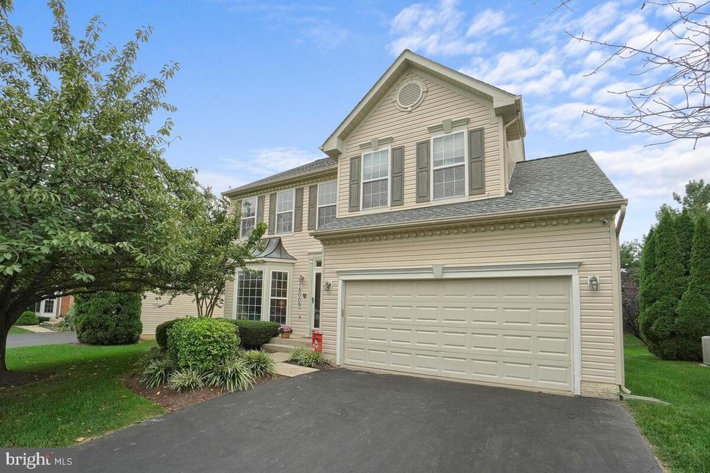 18009 Red Rocks Dr, Germantown, MD 20874
