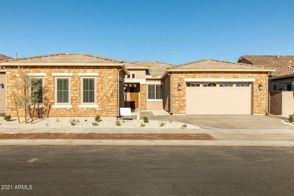 5729 S Coyote Cyn, Mesa, AZ 85212