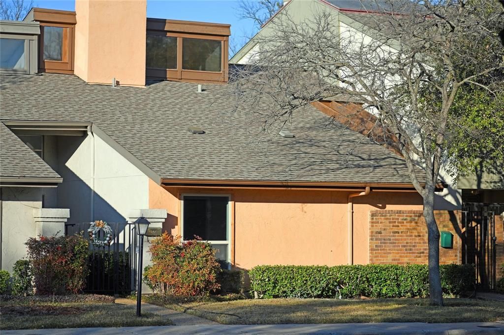 9307 Chimney Corner Ln, Dallas, TX 75243