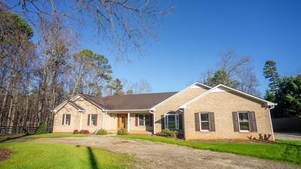 8820 Browns Bridge Rd, Gainesville, GA 30506 Trulia 8820 Browns Bridge Rd, Gainesville, GA 30506 Trulia