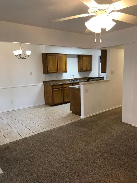 3215 Fallmeadow St #B, Denton, TX 76207