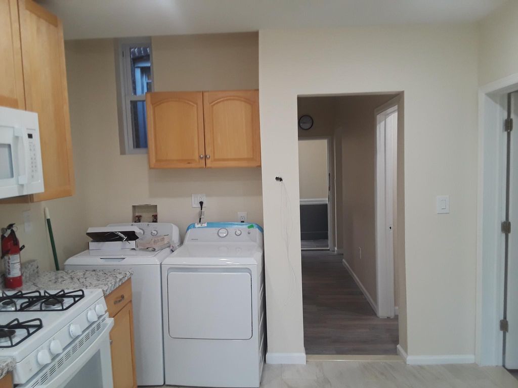 209 60th St #2, West New York, NJ 07093