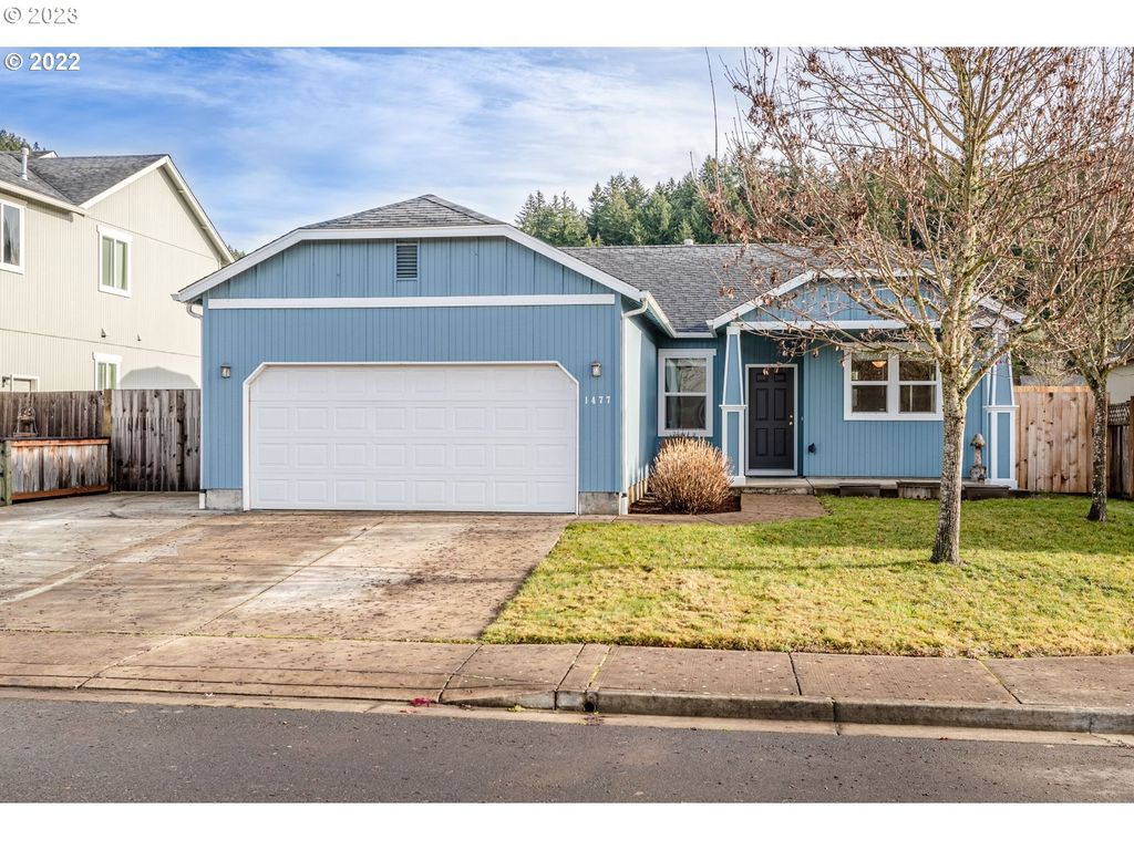 1477 S  58th St, Springfield, OR 97477
