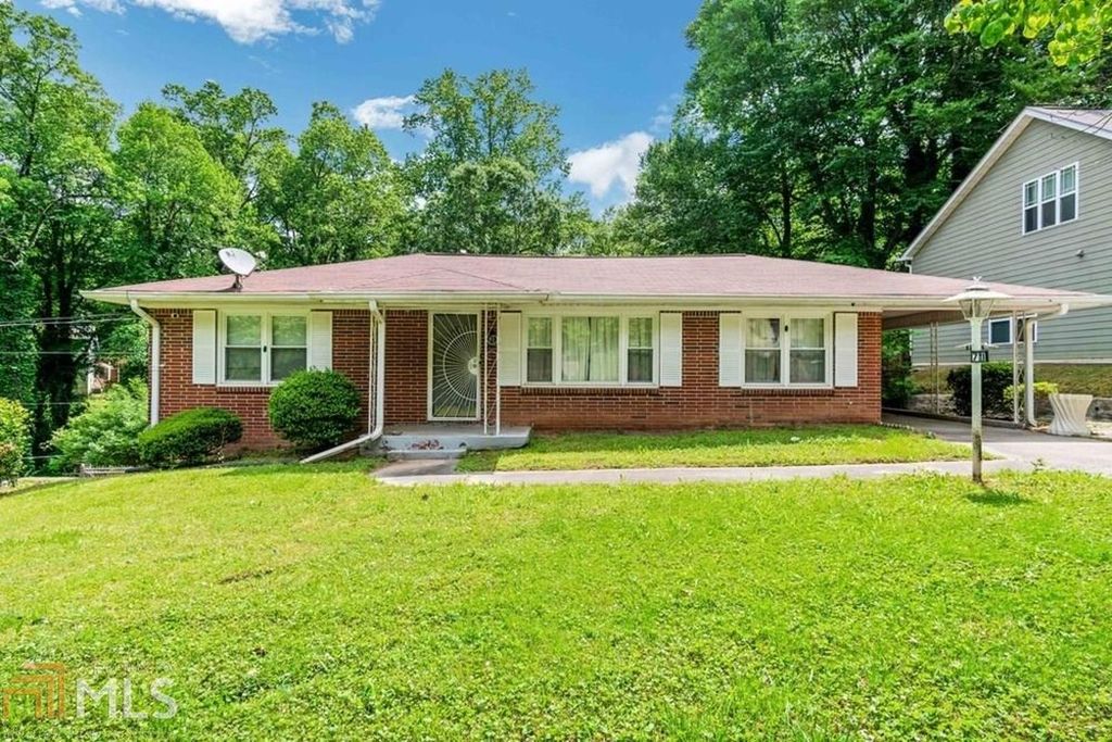 71 Gardenia Dr NW, Atlanta, GA 30314