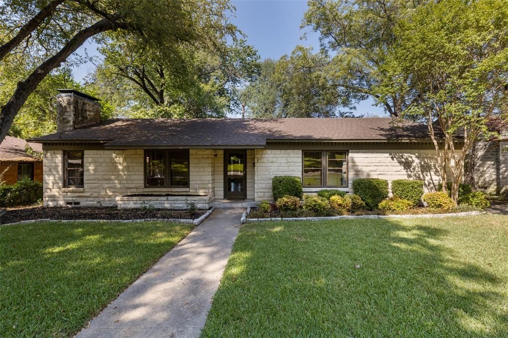 939 W Greenbriar Ln, Dallas, TX 75208