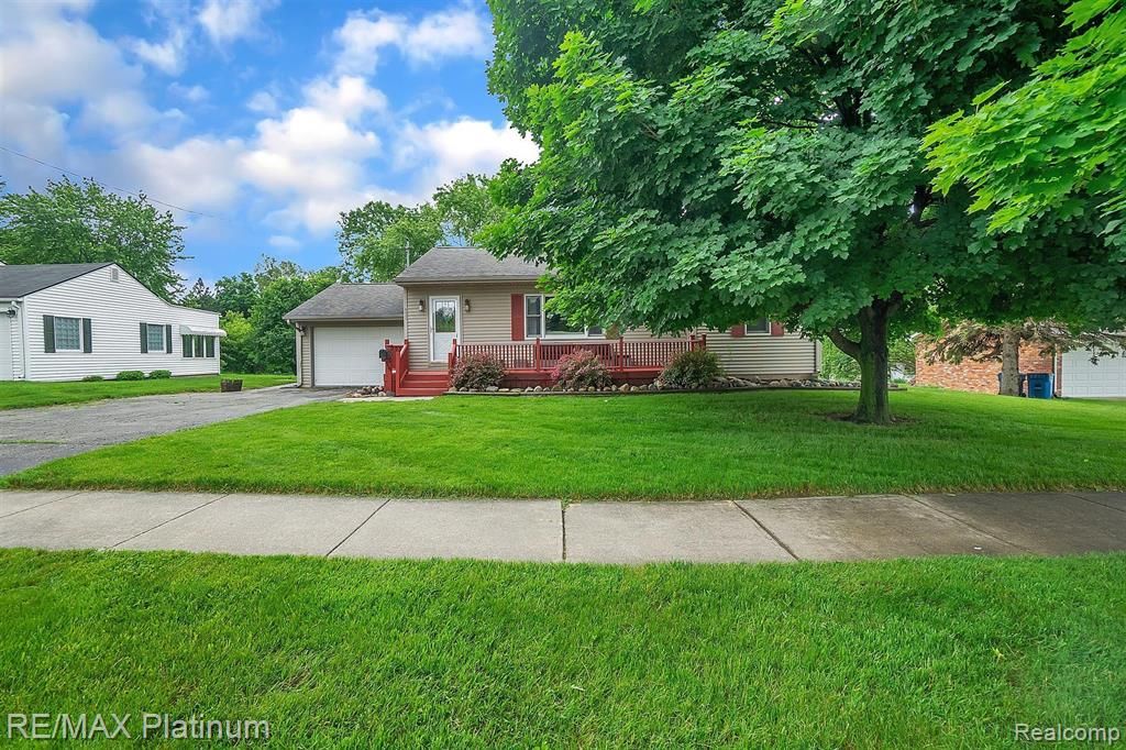 733 E Grand Blanc Rd, Grand Blanc, MI 48439 Trulia