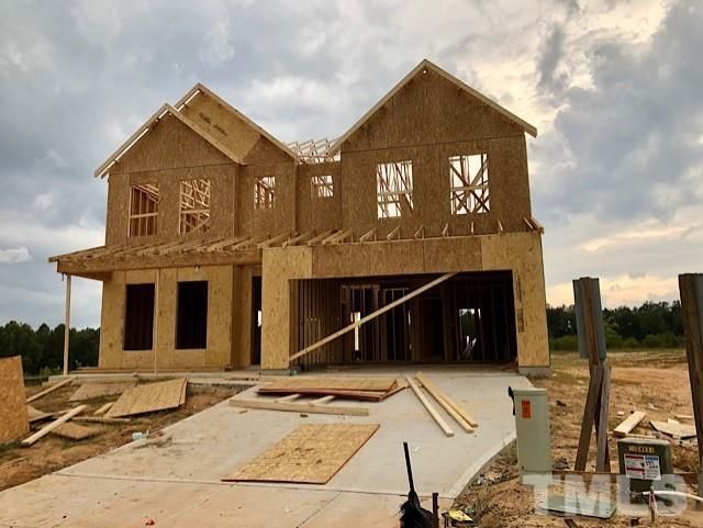 405 Glenwyck Ct, Fuquay Varina, NC 27526
