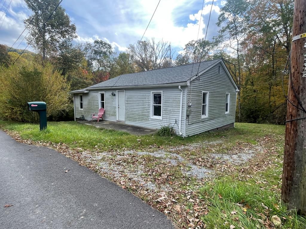 131 Walnut St, Daniels, WV 25832 MLS 86774 Trulia