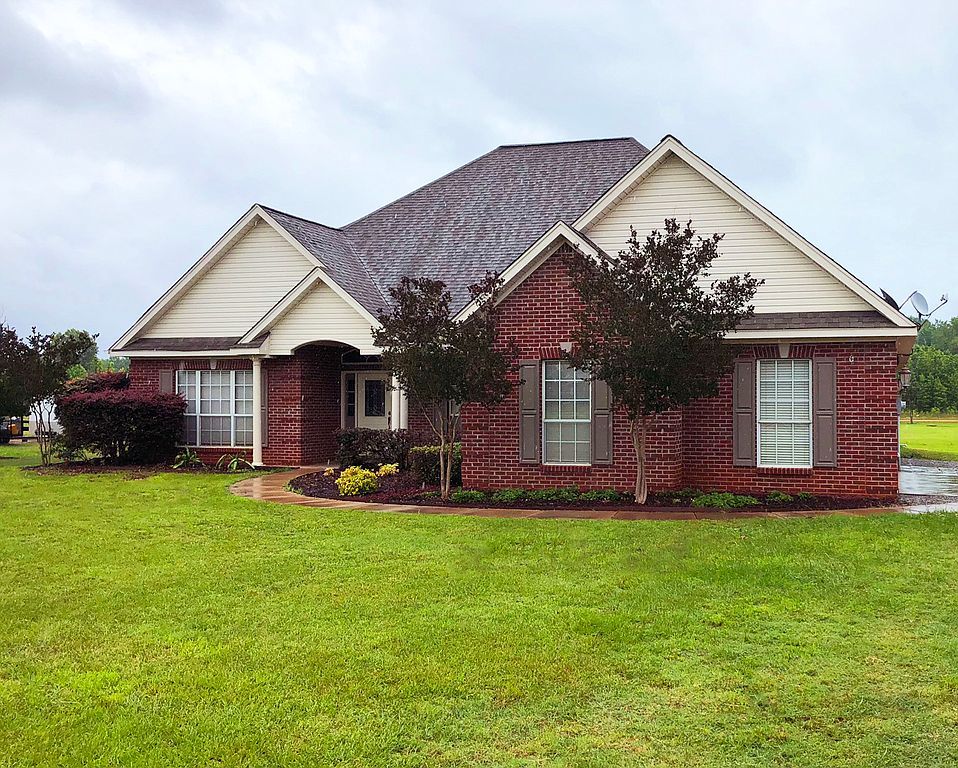 113 Whippoorwill Dr, Caledonia, MS 39740