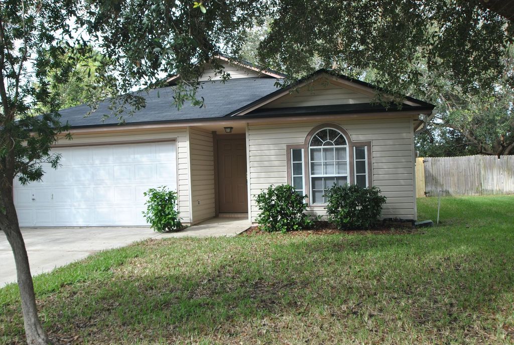 3346 Secret Isle Ln, Jacksonville, FL 32225