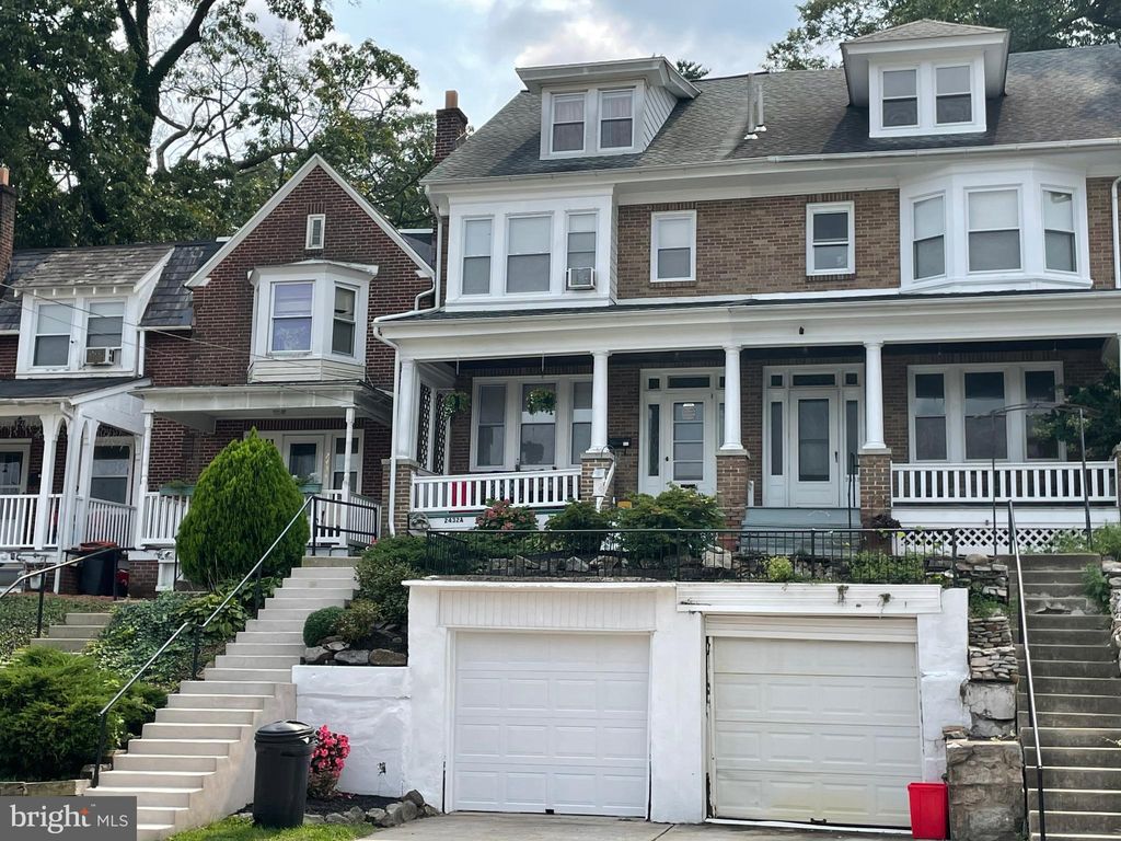2432 Fairview Ave, Reading, PA 19606