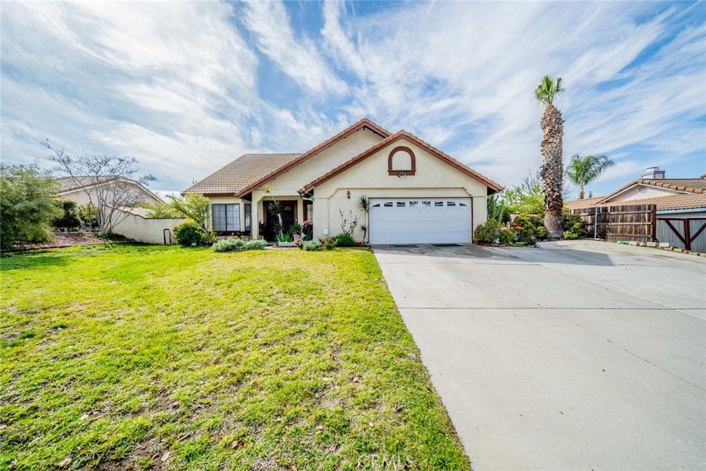 25591 San Thomas St, Moreno Valley, CA 92557