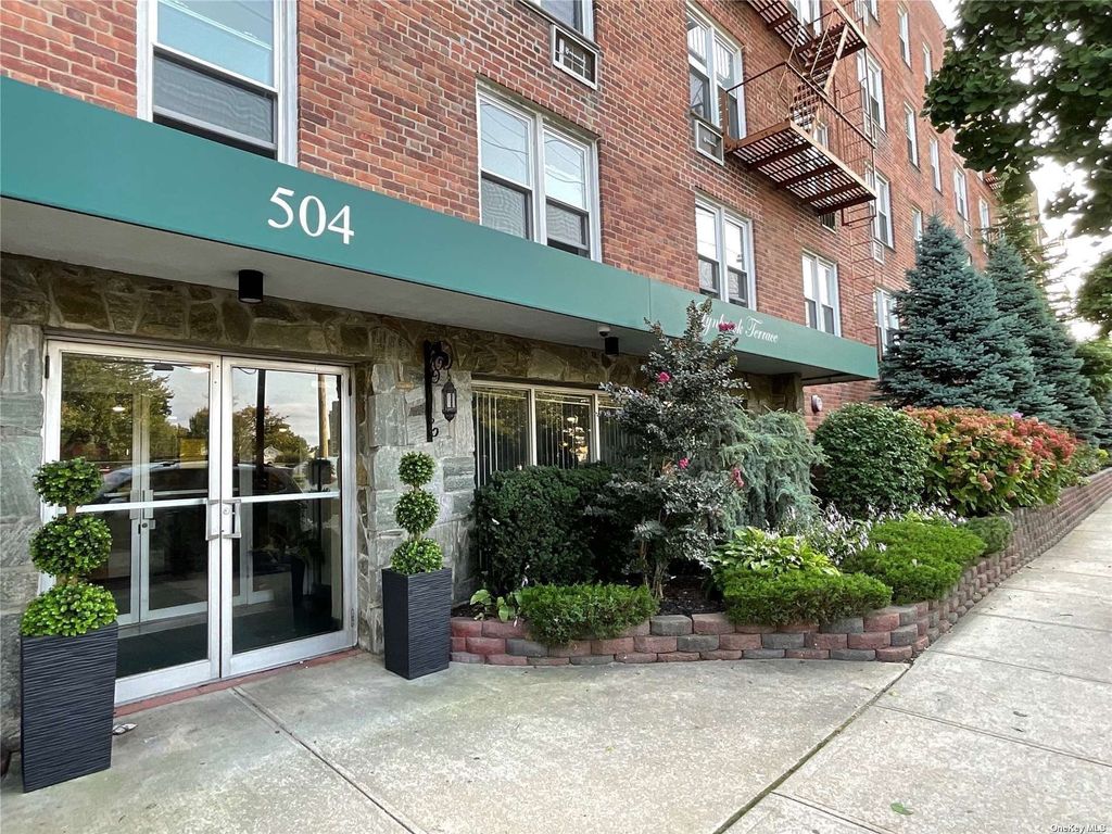 504 Merrick Road UNIT 2G, Lynbrook, NY 11563 MLS 3478247 Trulia