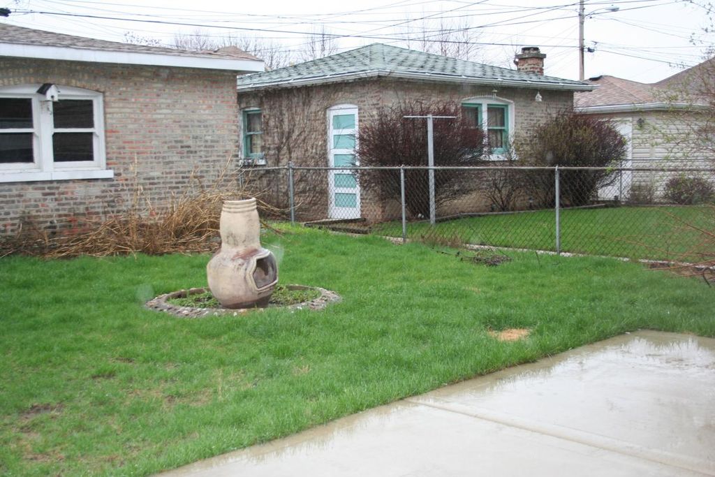 1828 Home Ave #2, Berwyn, IL 60402