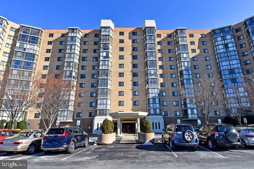3330 N Leisure World Blvd #5-516, Silver Spring, MD 20906
