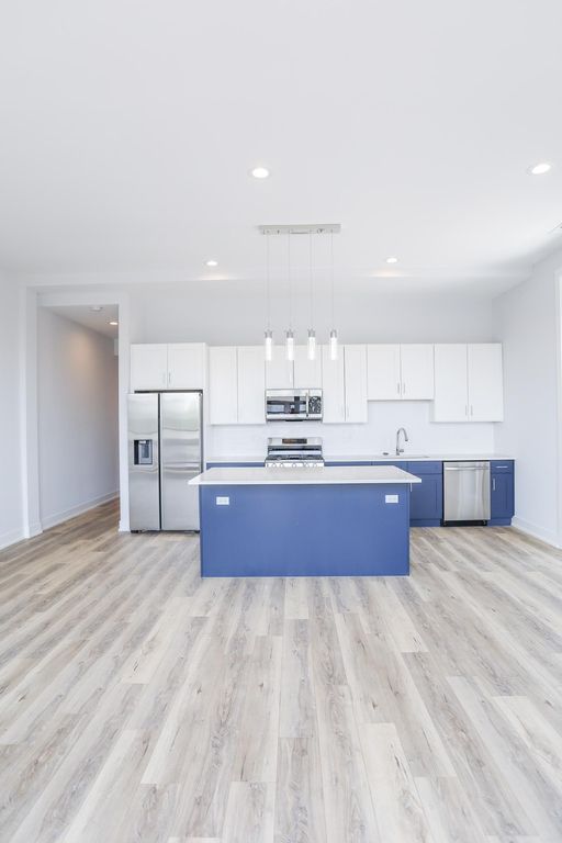 Chicago, IL | Trulia