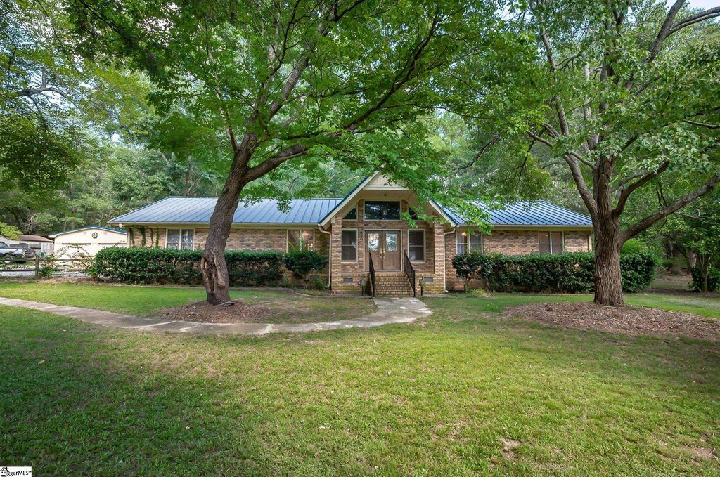 320 N Flat Rock Rd, Piedmont, SC 29673 MLS 1506403 Trulia