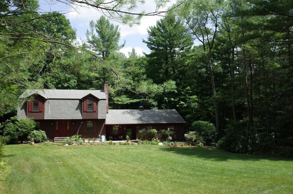 47 Pine Knoll Rd, Lenox, MA 01240