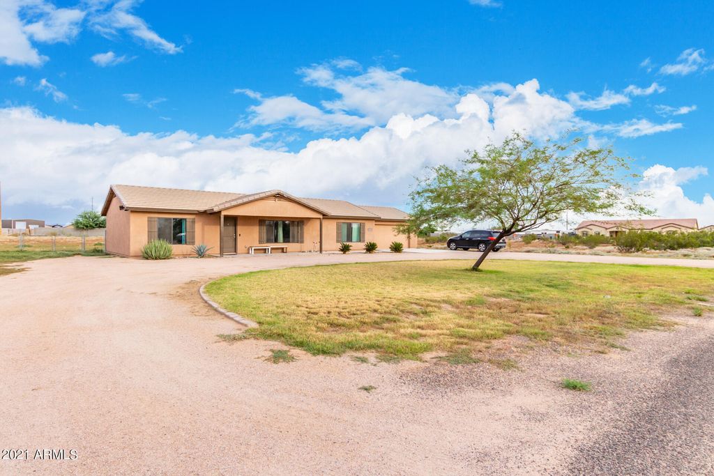 34983 N Carriage Ln, San Tan Valley, AZ 85140