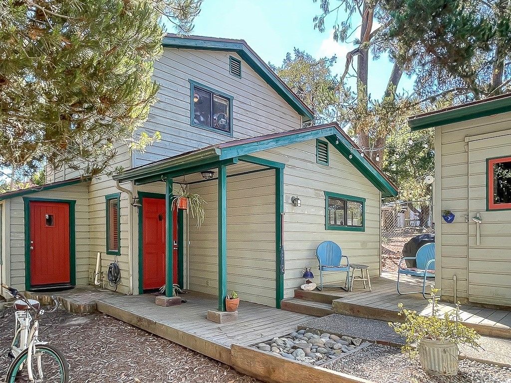 2830 Burton Cir, Cambria, CA 93428