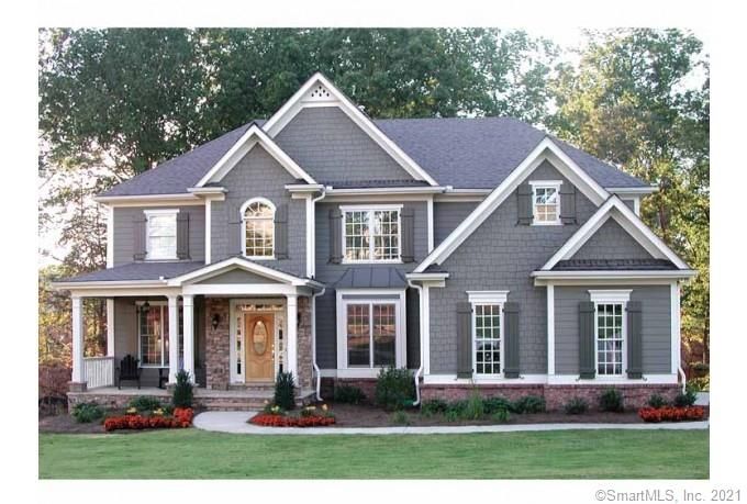 8 Crown View Dr, Monroe, CT 06468
