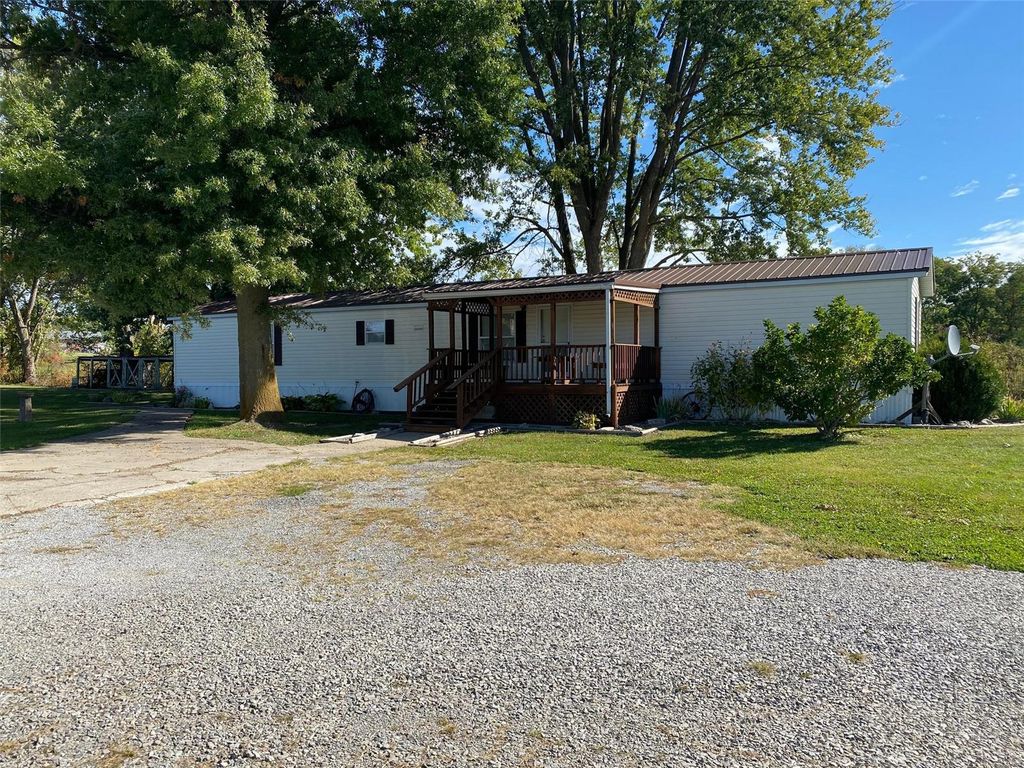 15924 Old 79, New London, MO 63459 3 Bed, 2 Bath SingleFamily Home